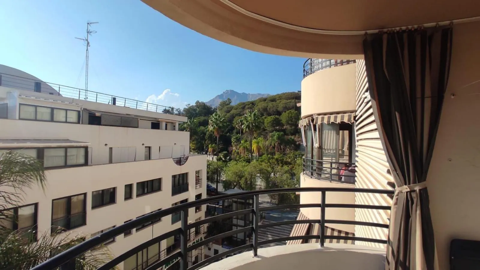 Apartamento Marbella Centro contacts